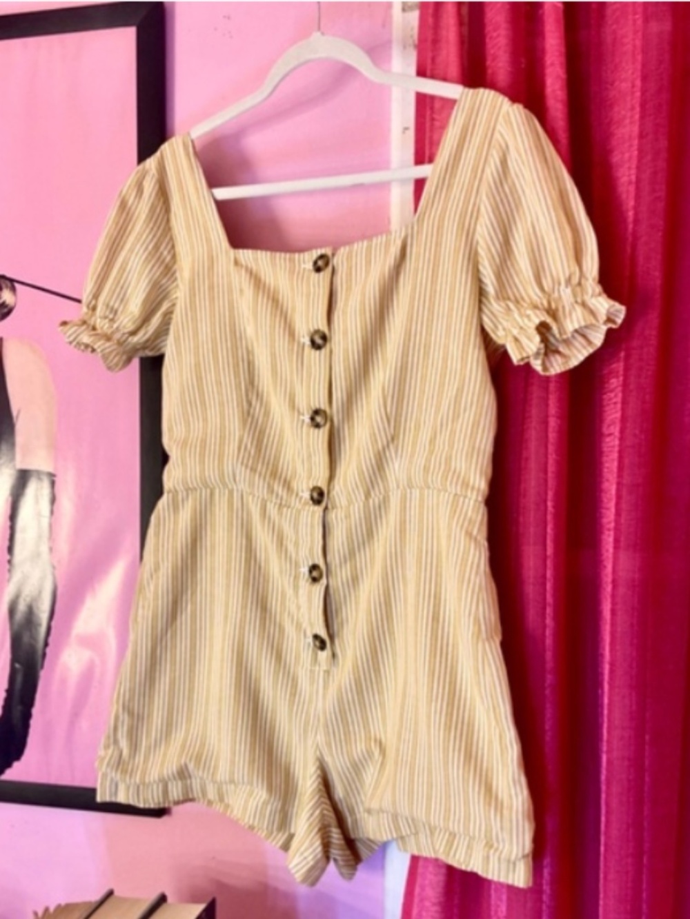 NWOT Francesca’s Spring Yellow Striped Romper Button Down Jumpsuit Womens Large